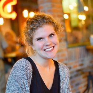 Meet your Posher, Ellie